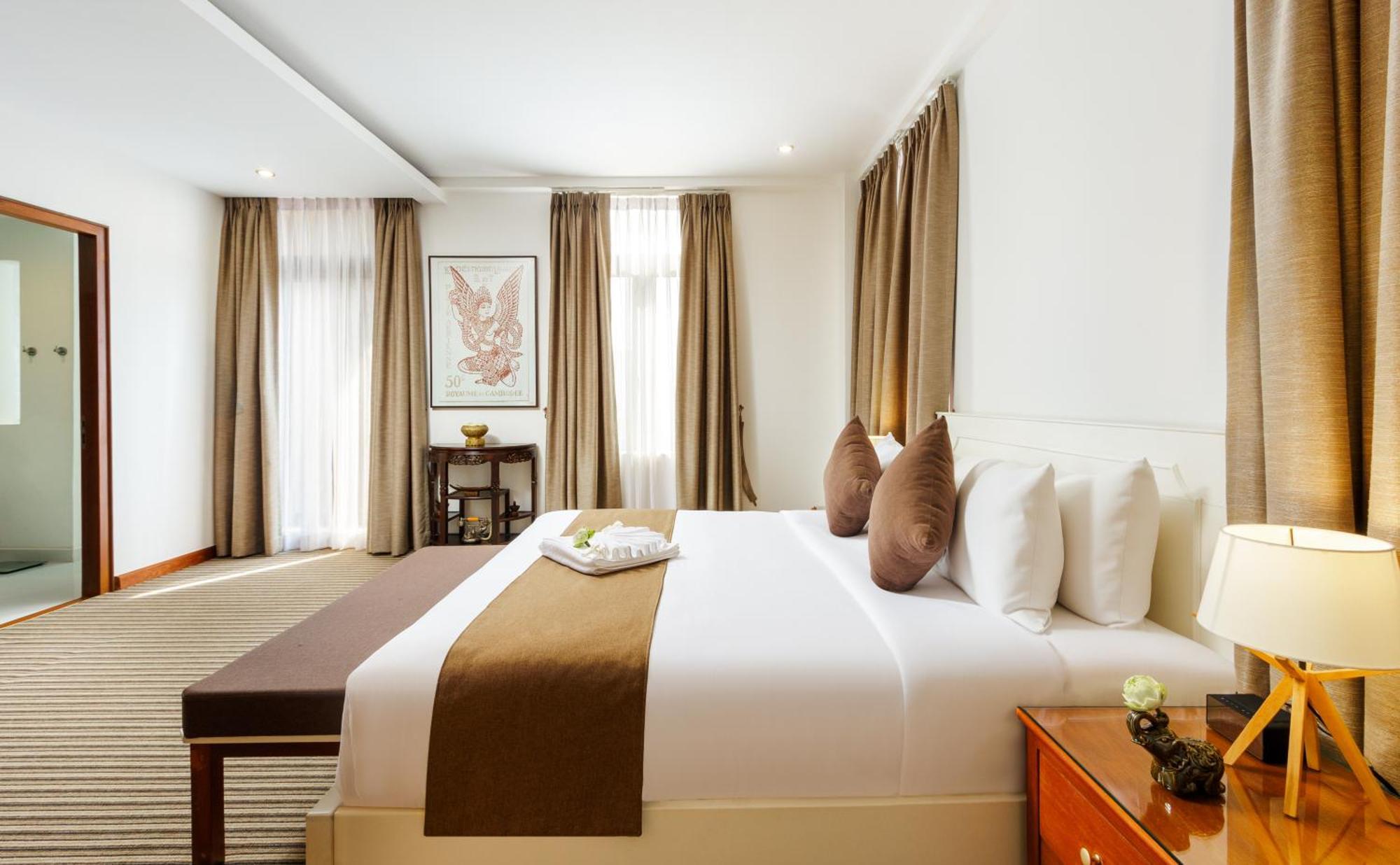 Jaya Suites Hotel Phnom Penh Luaran gambar