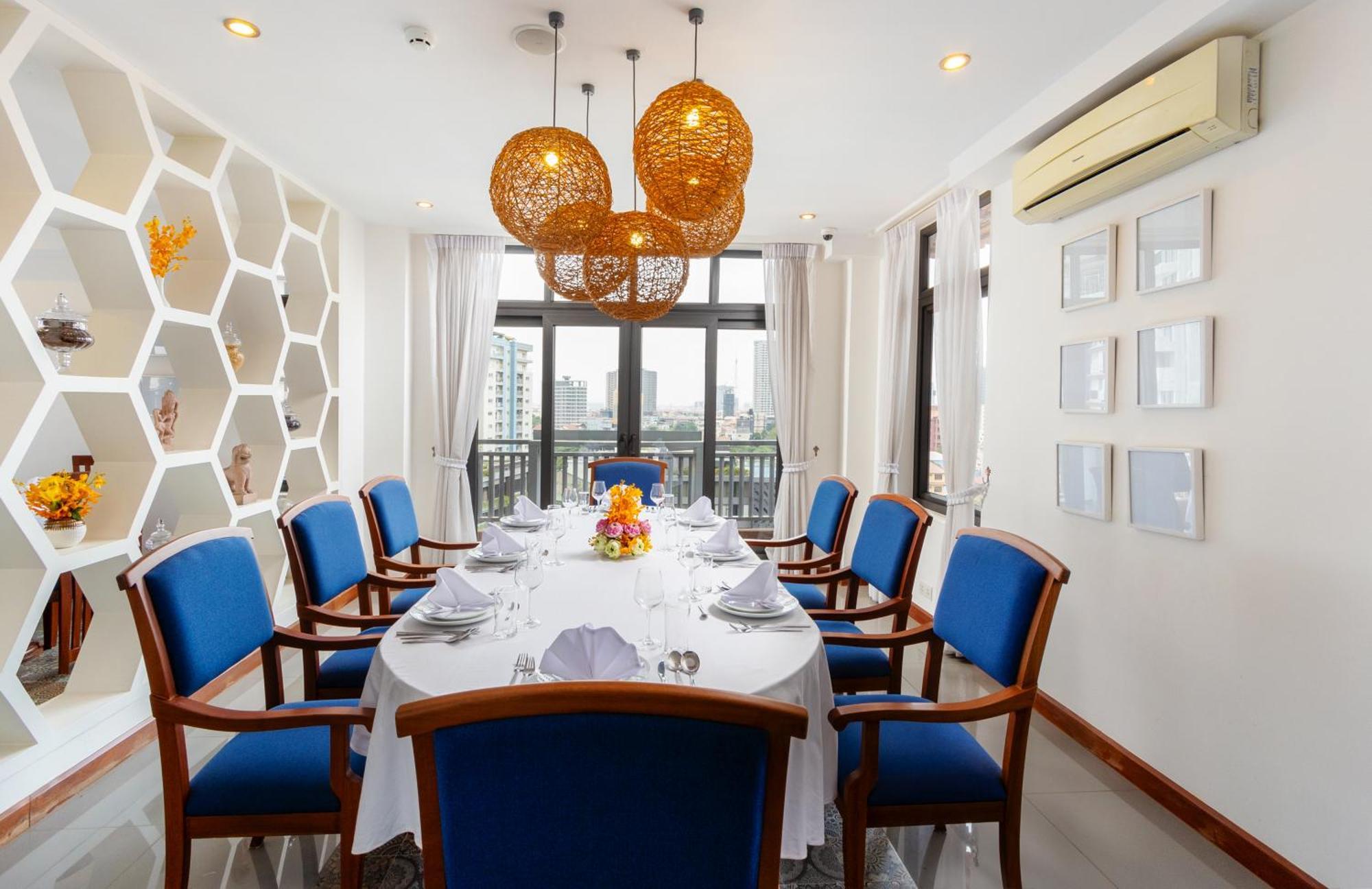 Jaya Suites Hotel Phnom Penh Luaran gambar