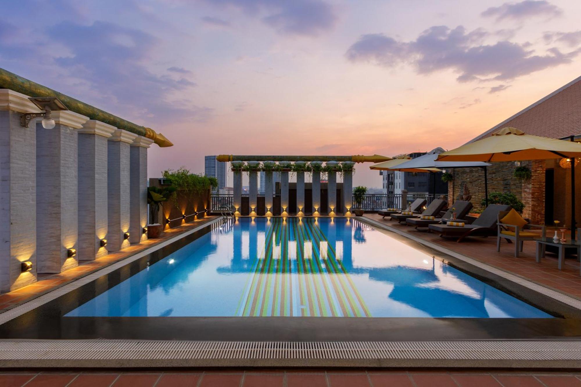 Jaya Suites Hotel Phnom Penh Luaran gambar