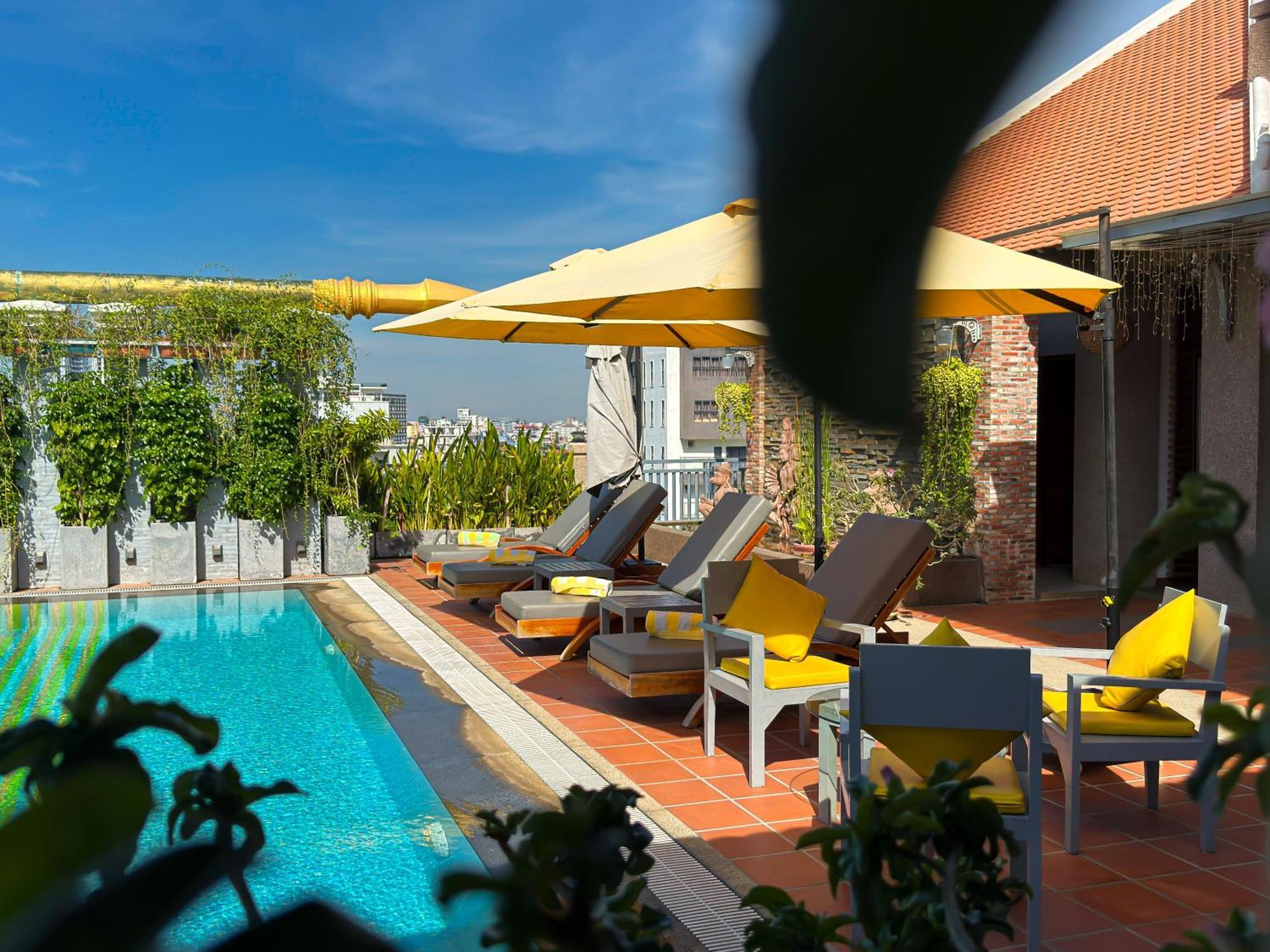 Jaya Suites Hotel Phnom Penh Luaran gambar